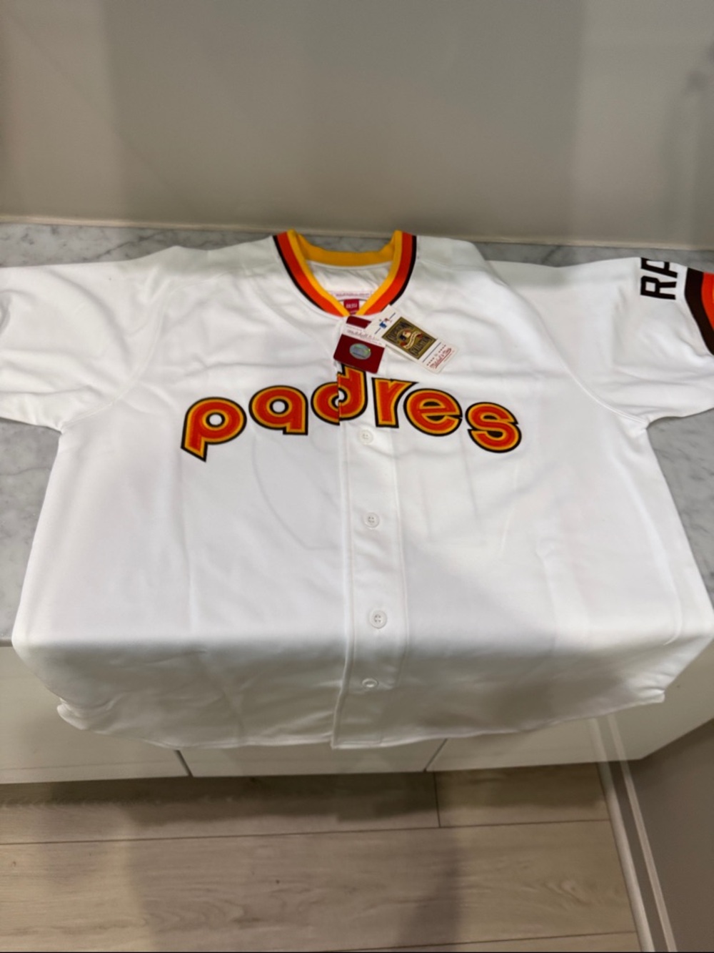 San Diego Padres White Jersey signed by Gwyn  with Retro Logo. Xl